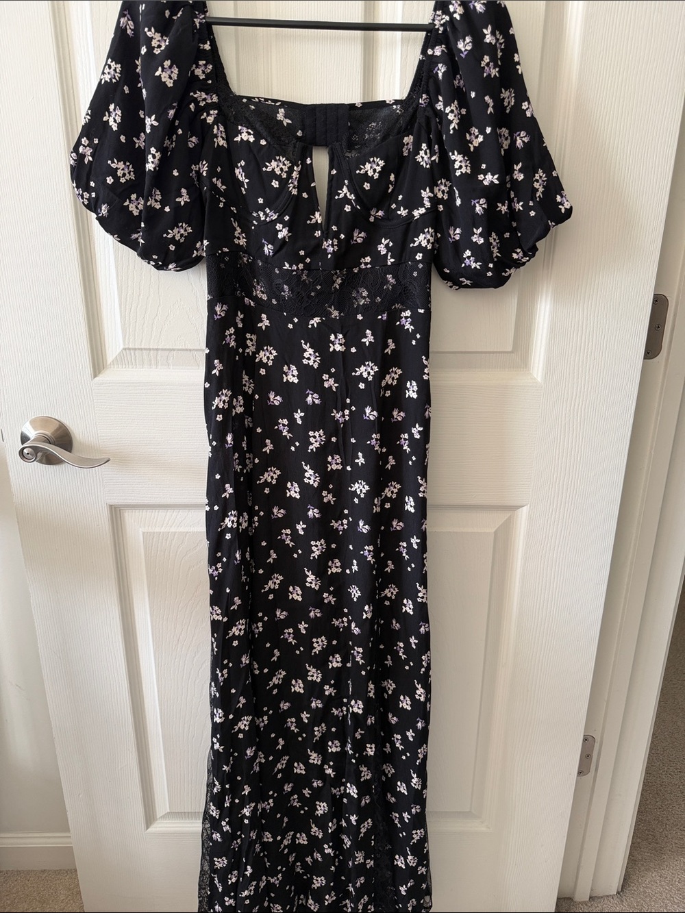 Forever 21 Black Maxi Dress with White Floral Print and Puff Sleeves